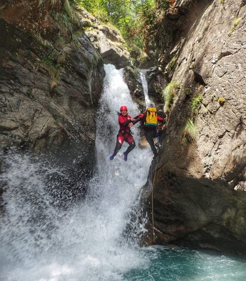 canyoning-pyrenees-sportif-acumpanyat-saugue-rapels-4 canyoning-pyrenees-sportif-acumpanyat-saugue-rapels-4